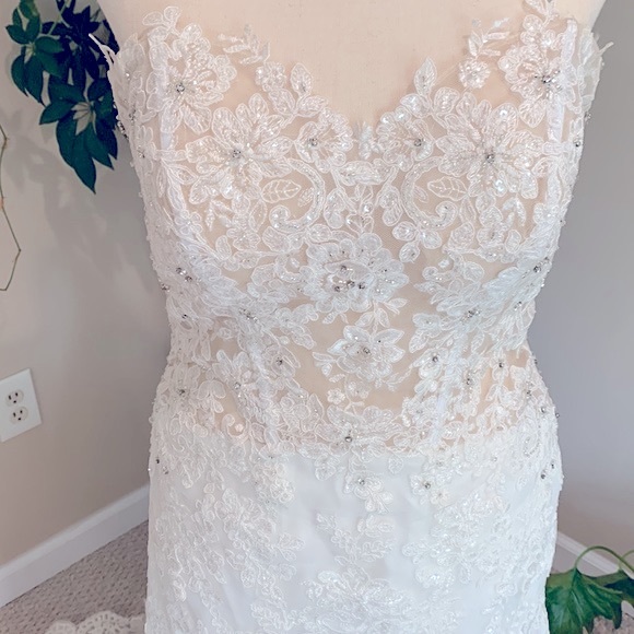 Mori Lee by Madeline Gardner Marni Ivory Lace Wedding Gown - Picture 5 of 14
